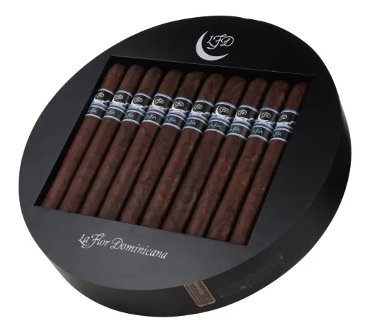 La Flor Dominicana La Nox